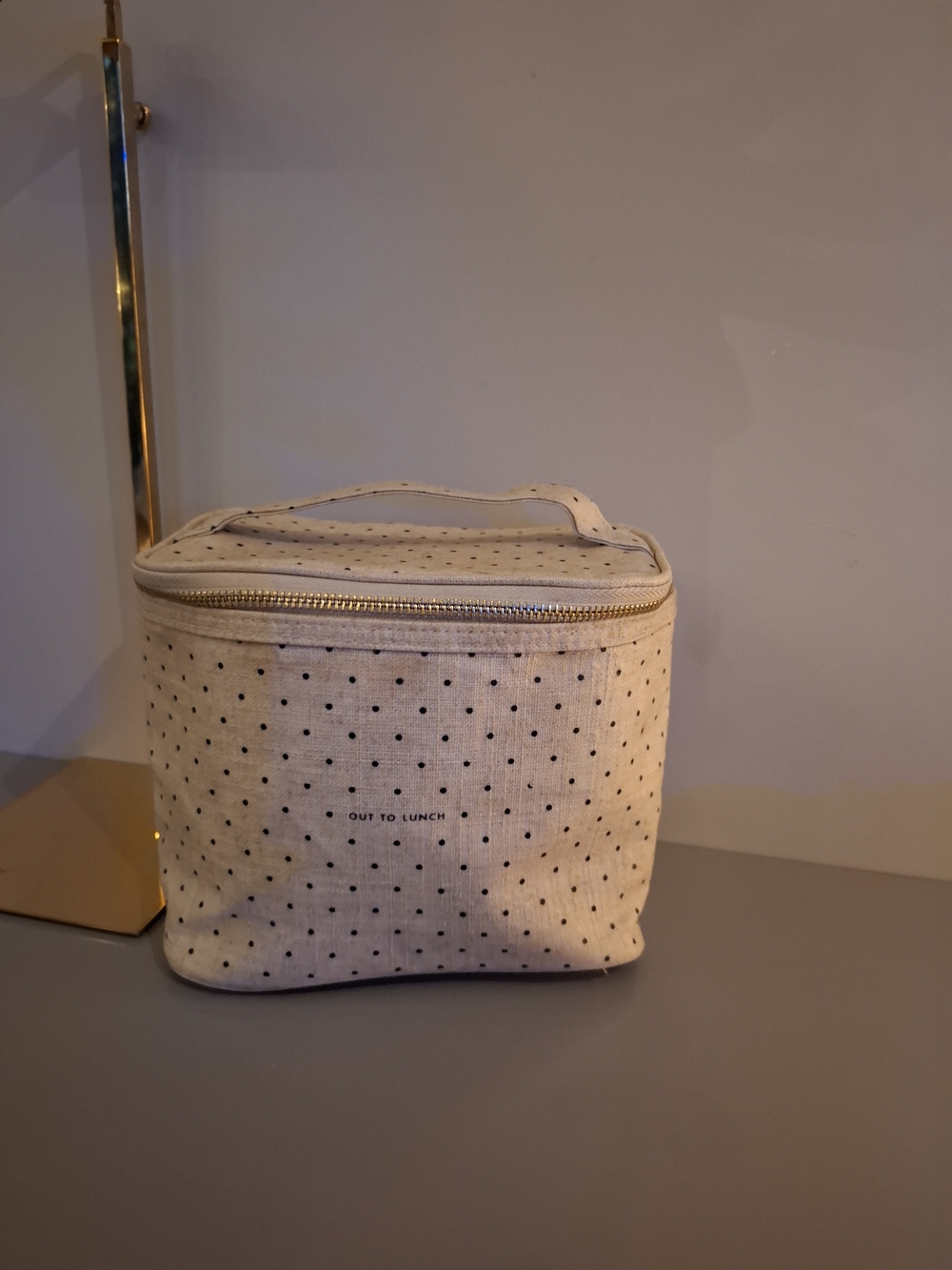 Kate Spade Canvas Cosmetic Or Lunch Bag Cream Beige Bag